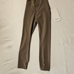 Lululemon Wunder Train High-Rise Crop 23" color Nomad size 0